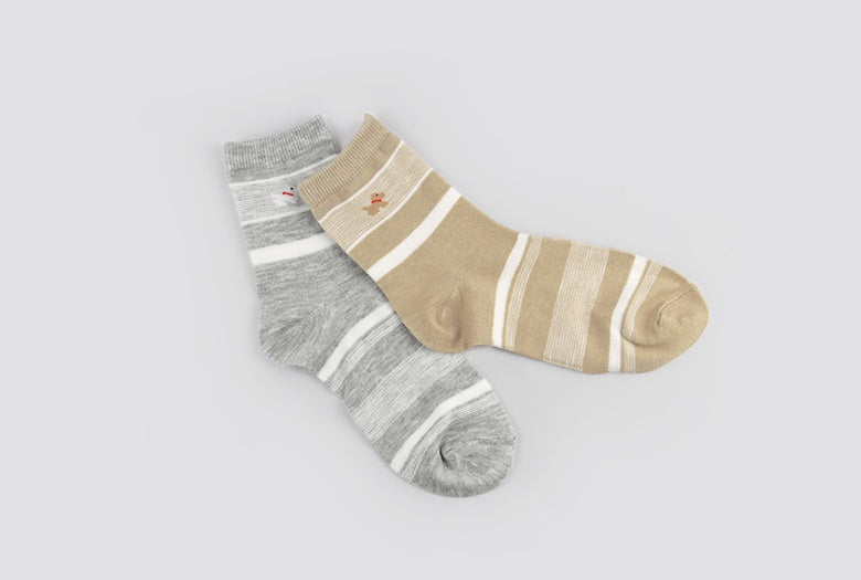 Puppy Ringle Women's Crew Socks (Grey, Beige)